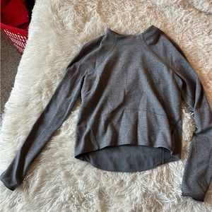 Lululemon high low grey sweatshirt long sleeved shirt top 4 6 8